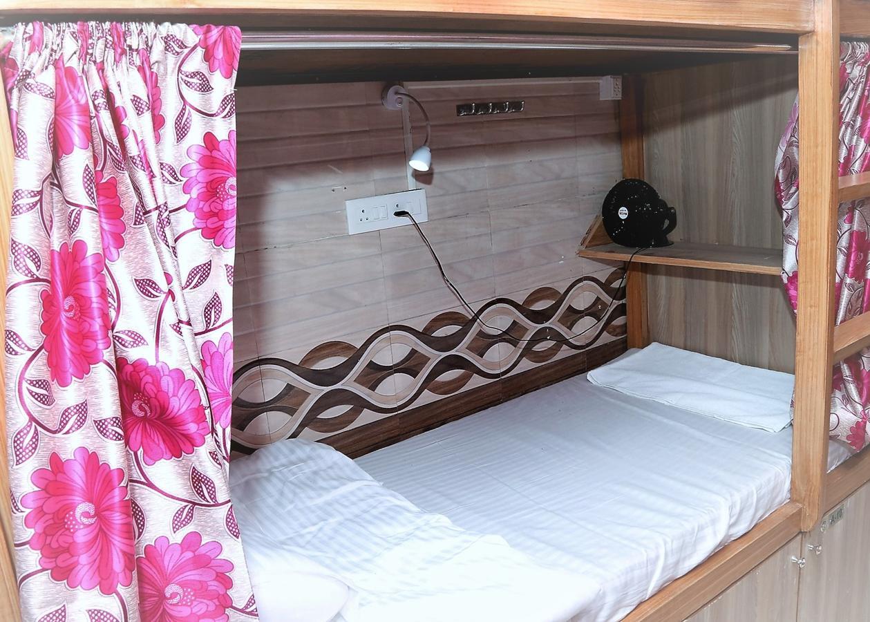 Delta Dormitory Βομβάη Εξωτερικό φωτογραφία